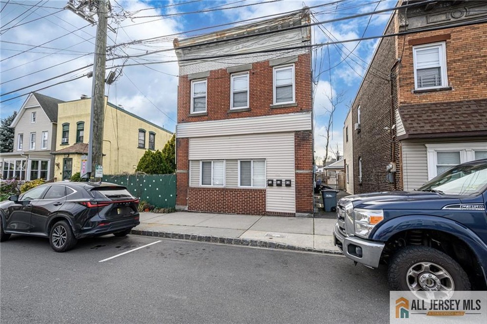 305 Pershing Ave, Carteret, NJ 07008 - photo 1