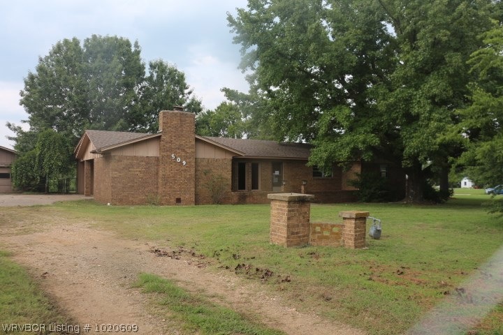 509 W Sequoyah St, Muldrow, OK 74948 - photo 1