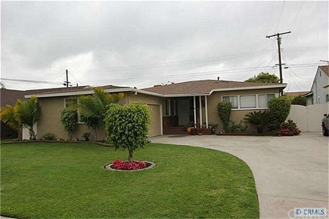 Front view of the property
