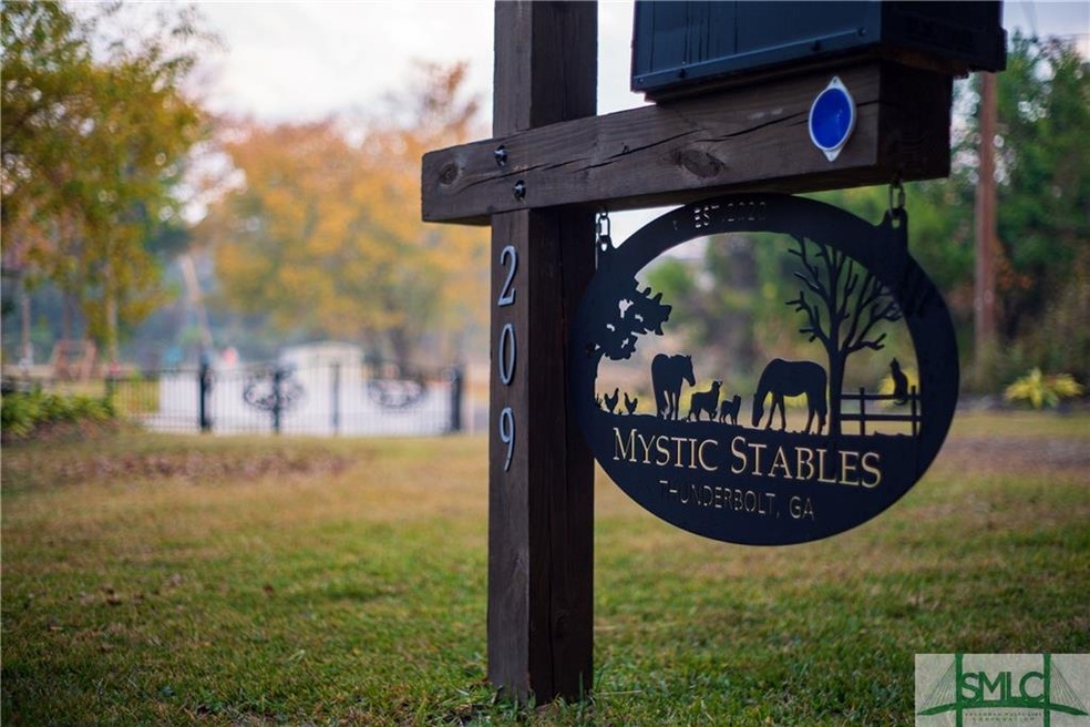 209 Bonaventure Rd, Thunderbolt, GA 31404 - photo 1