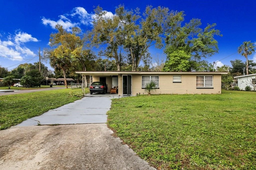 2701 Woodlawn Dr, Winter Haven, FL 33881 - photo 1