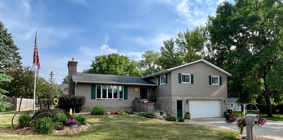 Sold $325,000 • Co-Listing Agent