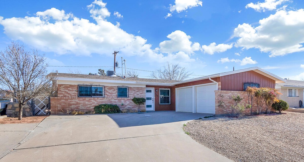 10208 Suez Dr, El Paso, TX 79925 - photo 1