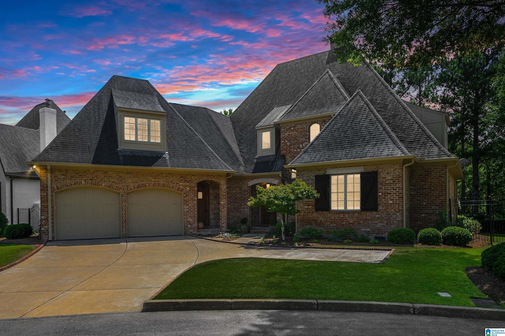 Sold $915,000 • Co-Listing Agent