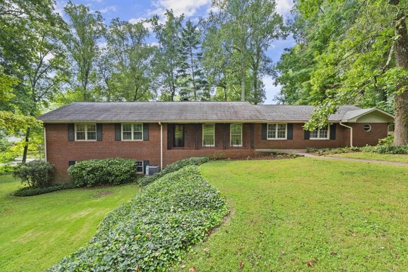 381 Keeler Woods Dr NW, Marietta, GA 30064 - photo 1