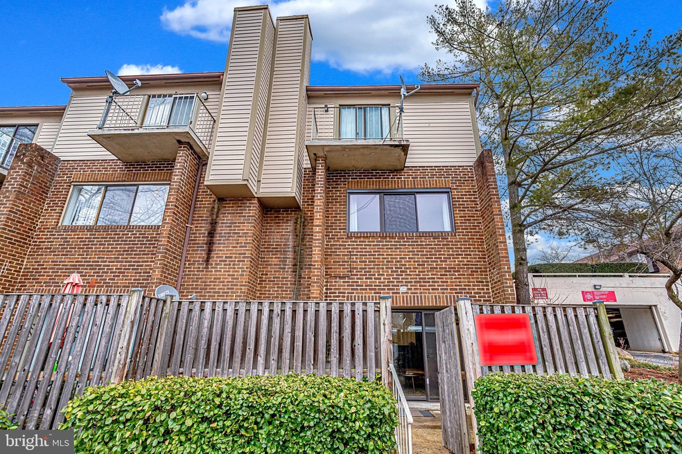 1 Hawthorne Ct NE unit 1, Washington, DC 20017 - photo 1