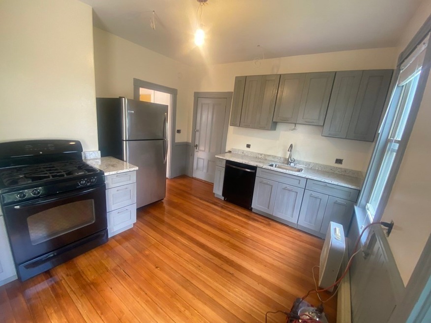 24 Norris St unit 5, Cambridge, MA 02140 - photo 1