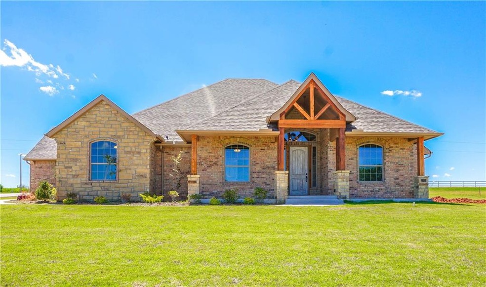 Front view of home, facing the east for beautiful 