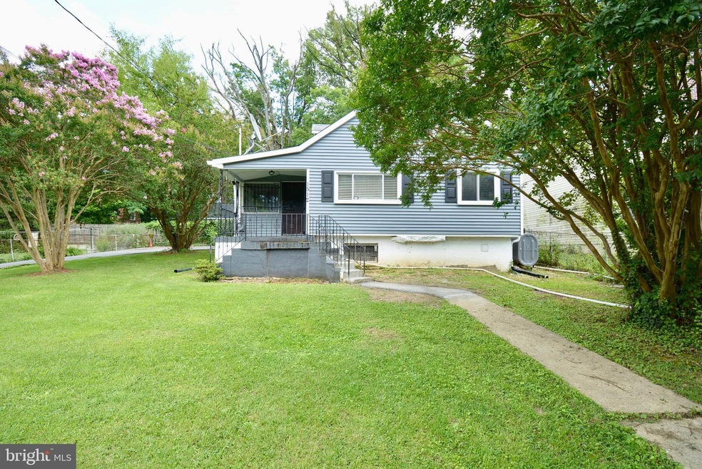 1512 Shamrock Ave, Capitol Heights, MD 20743 - photo 1