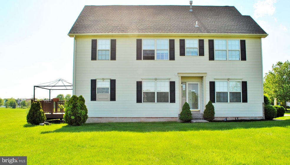 2301 Carriage Ln, Royersford, PA 19468 - photo 1