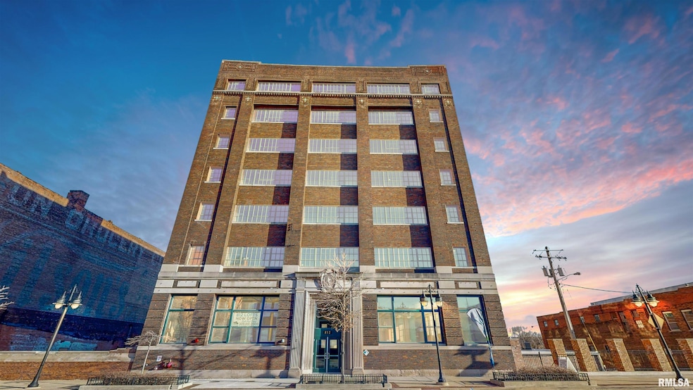 For Rent $1,200/month