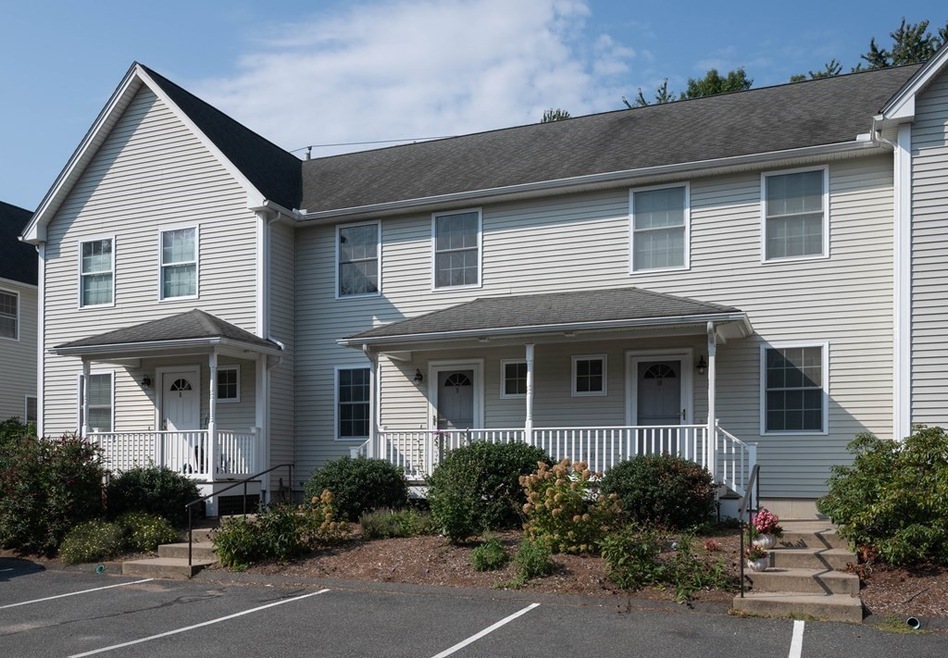 8 Hockanum Rd unit 9, Northampton, MA 01060 - photo 1