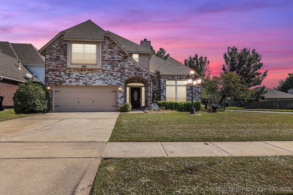 905 N Butternut Ave, Broken Arrow, OK 74012 - photo 1