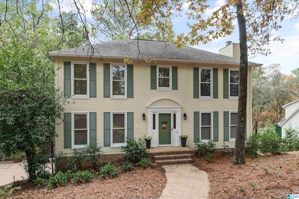 1101 Riverchase Pkwy W, Hoover, AL 35244 - photo 1