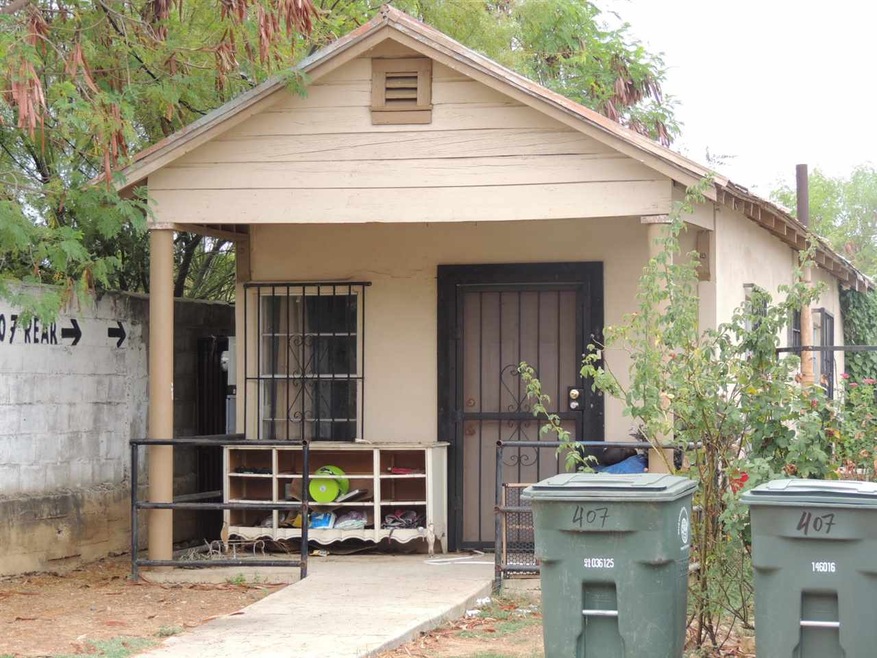 405 E Stewart St, Laredo, TX 78040 - photo 1