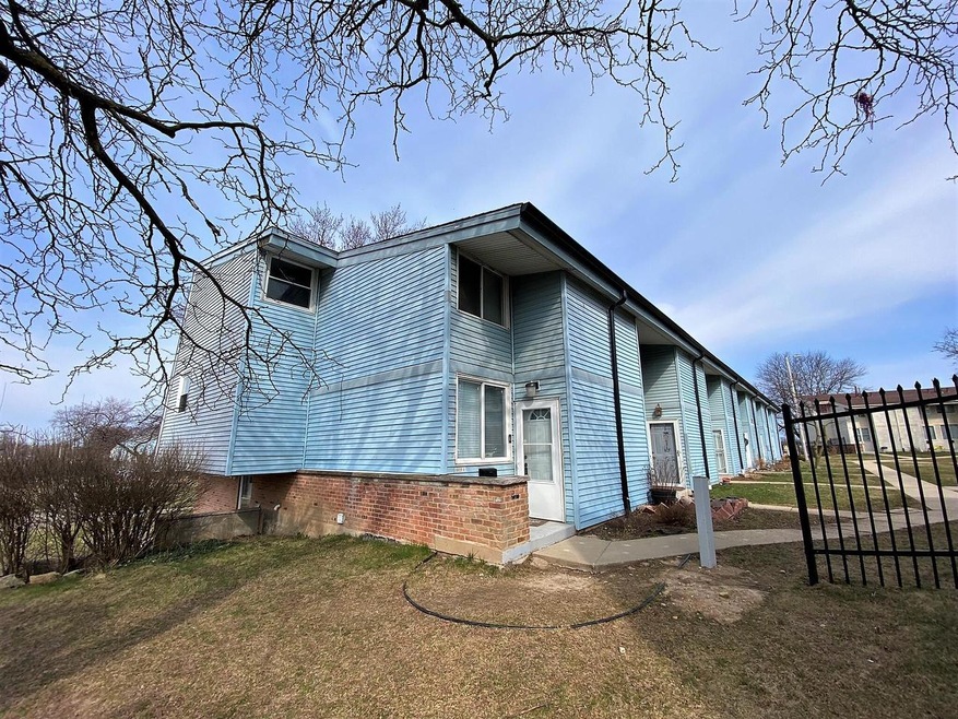 8859 N Swan Rd A, Milwaukee, WI 53224