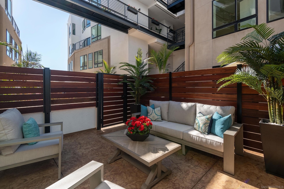For Sale $1,285,000 • Co-Listing Agent