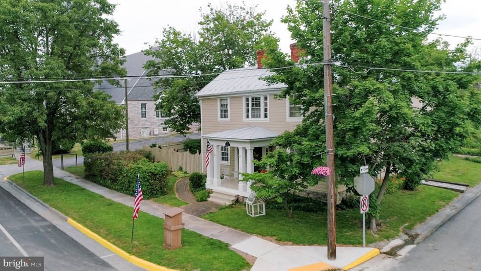 7896 Main St, Middletown, VA 22645 - photo 1