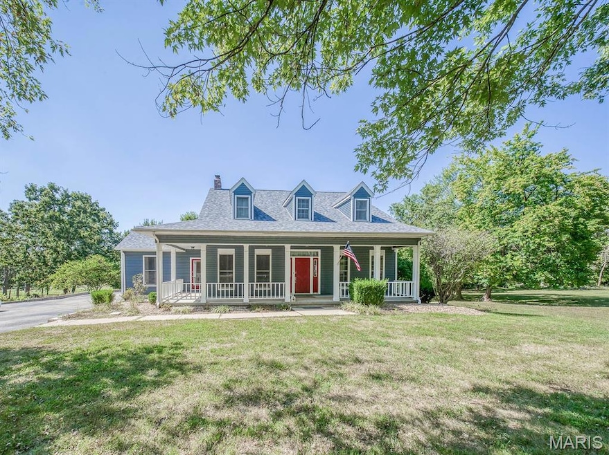 10575 Stoltz Dr, Rolla, MO 65401 - photo 1