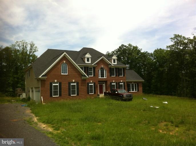 8508 Winding Creek Ln, Rhoadesville, VA 22542 - photo 1