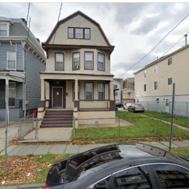 145 Clinton Ave unit 7, Jersey City, NJ 07304 - photo 1