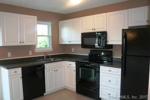 39 Ridge Rd unit 3, Naugatuck, CT 06770 - photo 1