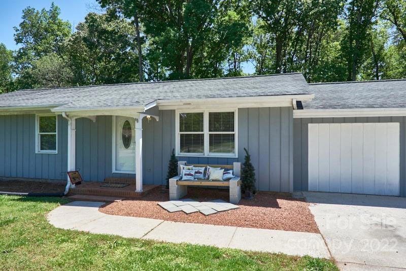 430 Millsaps Rd, Statesville, NC 28625 - photo 1