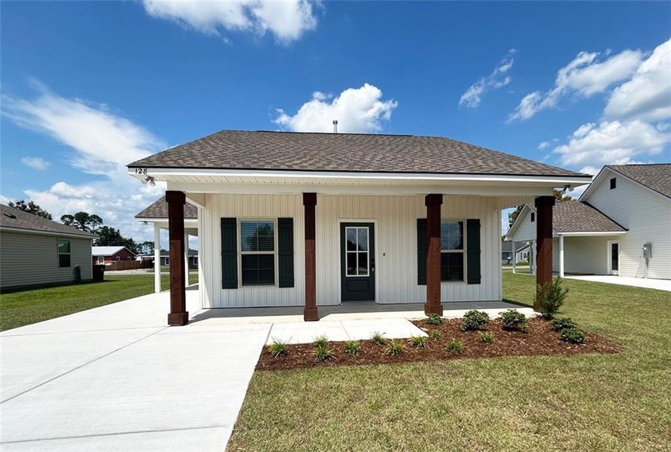 24143 John McKigney Rd unit 6, Springfield, LA 70462 - photo 1