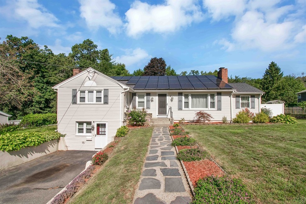 26 Oakland St, Palmer, MA 01069 - photo 1