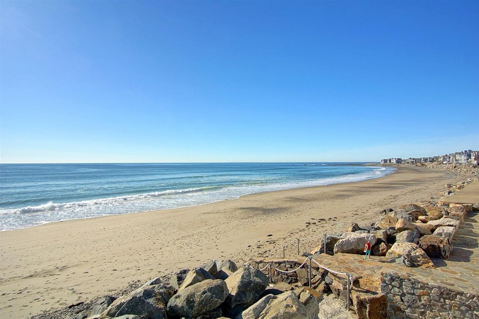 17 Appledore Ave, North Hampton, NH 03862 - photo 1