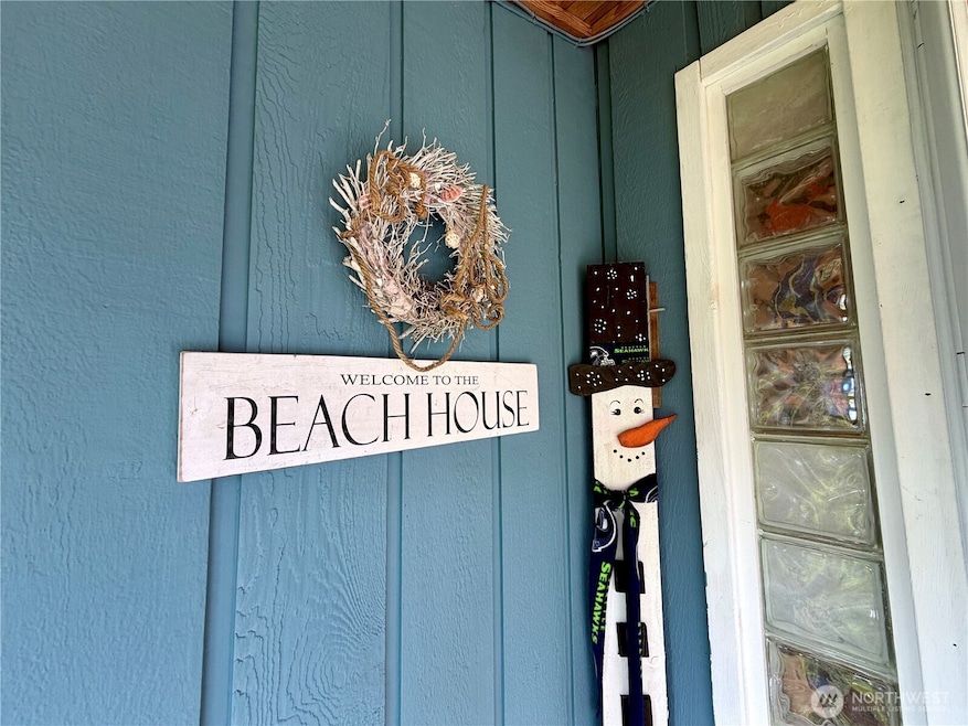 209 S Oar Loop SW, Ocean Shores, WA 98569 - photo 1