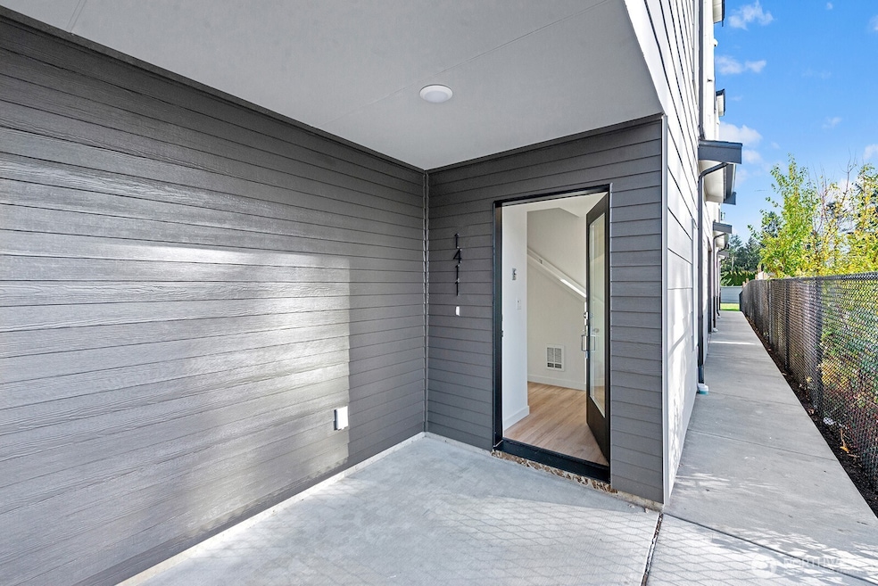 1411 SW 111th Ln, Seattle, WA 98164 - photo 1