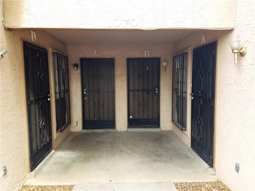 10701 Forest Ridge Ln unit B, El Paso, TX 79935 - photo 1