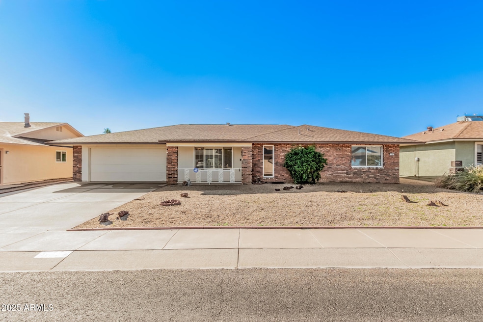 13207 W Mesa Verde Dr, Sun City West, AZ 85375 - photo 1