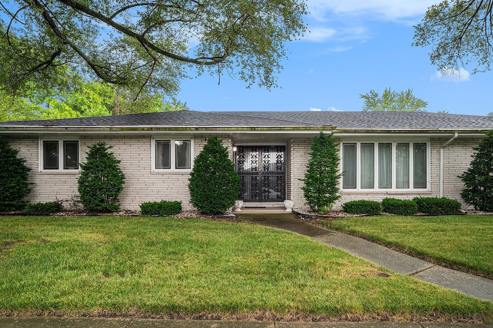 Pending $214,900