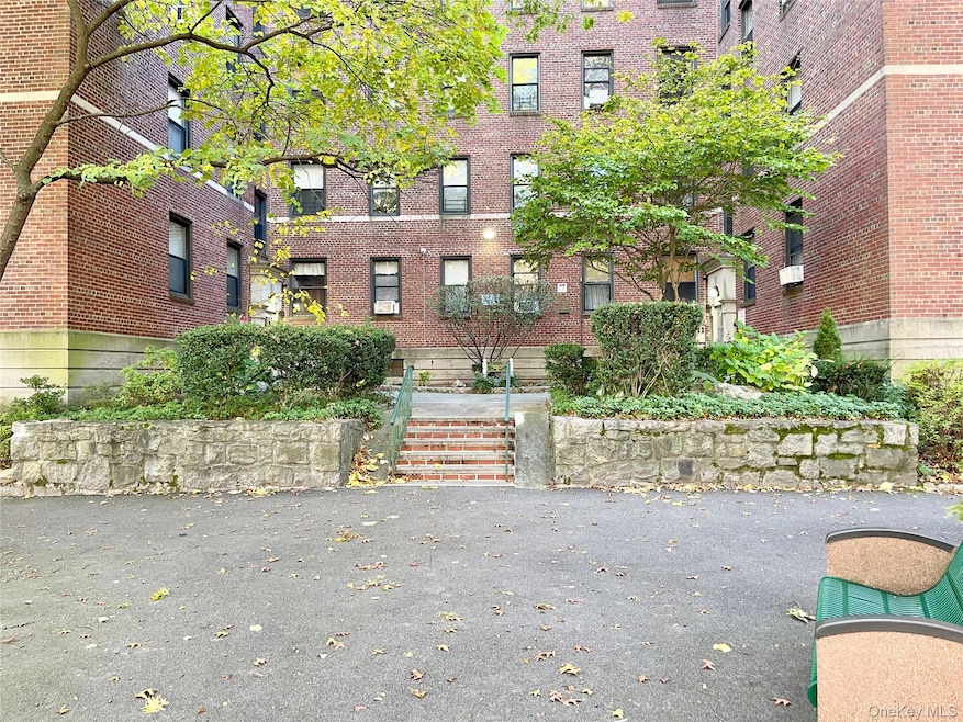 For Rent $2,300/month