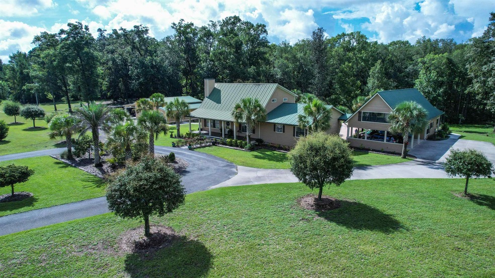 111 Belle Forbes Ln, Crawfordville, FL 32327 - photo 1