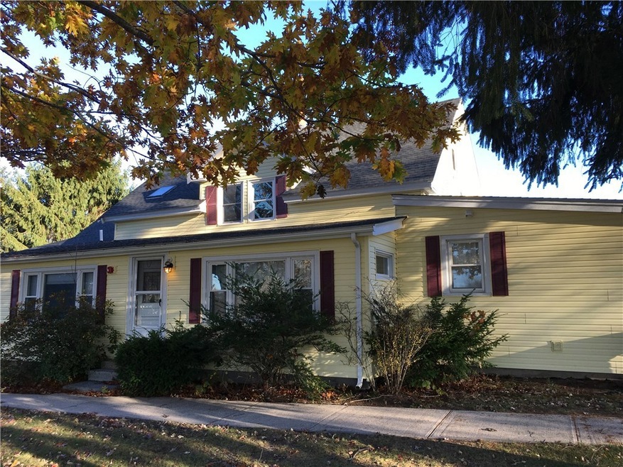 267 W Wrentham Rd, Cumberland, RI 02864 - photo 1