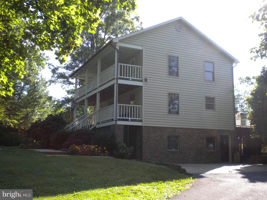 261 Thwaite Ln, Winchester, VA 22603 - photo 1