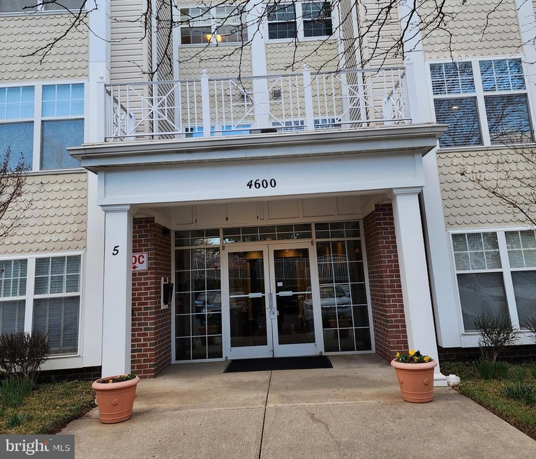 4600 Alcott Way unit 301, Owings Mills, MD 21117 - photo 1