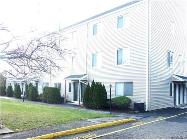 31 Stuart Ave unit 3, Norwalk, CT 06850 - photo 1