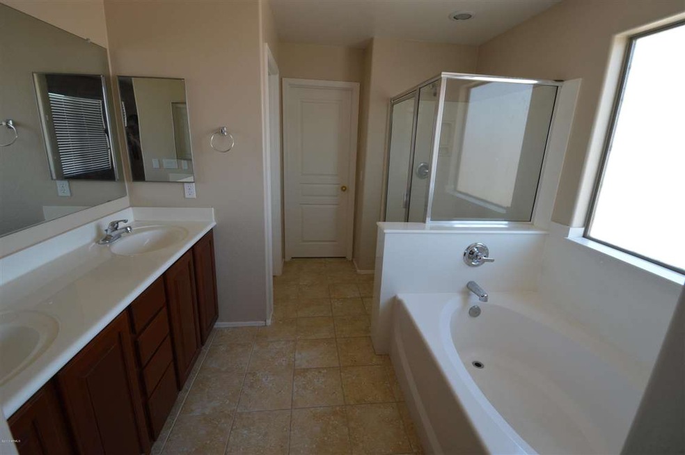 Master bath (2)