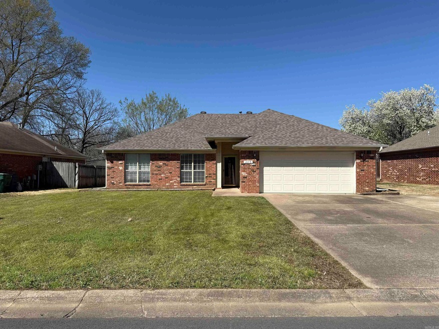 2215 Raintree Dr, Conway, AR 72032 - photo 1