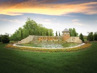 1423 Brompton Ln, Raymore, MO 64083 - photo 1