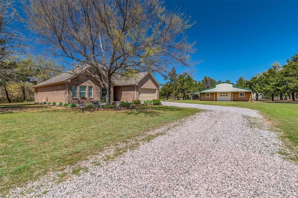 995 County Road 113, Whitesboro, TX 76273 - photo 1