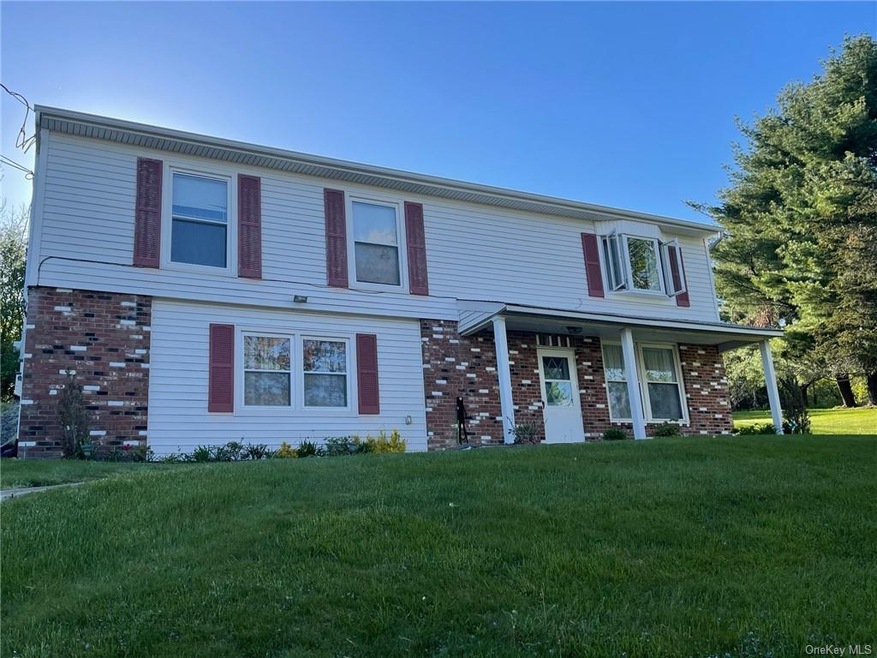 11 Neptune Ct unit B1, Monroe, NY 10950 - photo 1