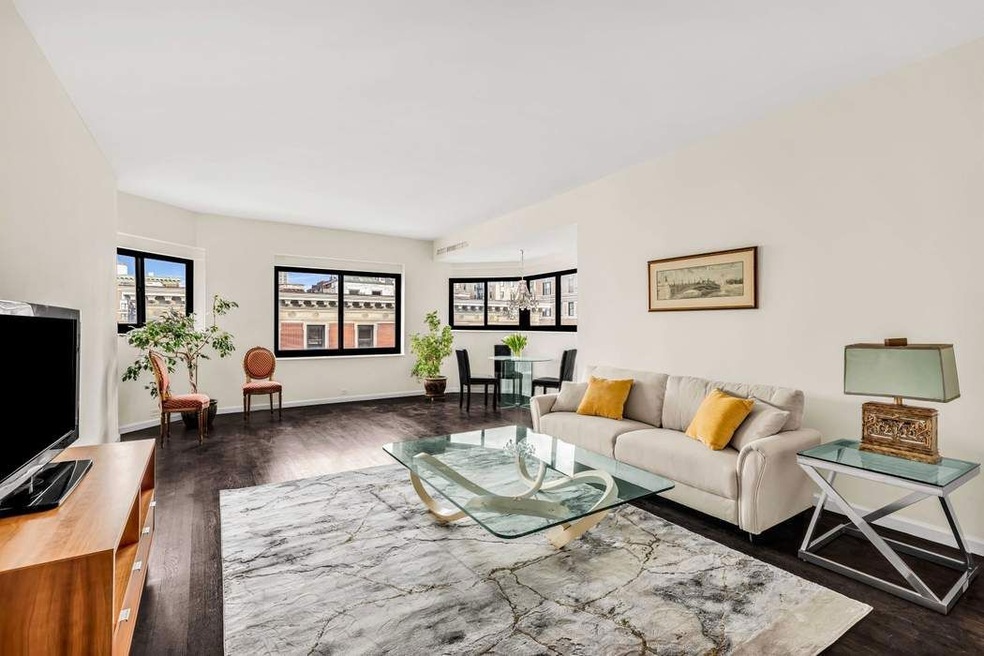 25 E 83rd St unit 10 C, New York, NY 10028 - photo 1