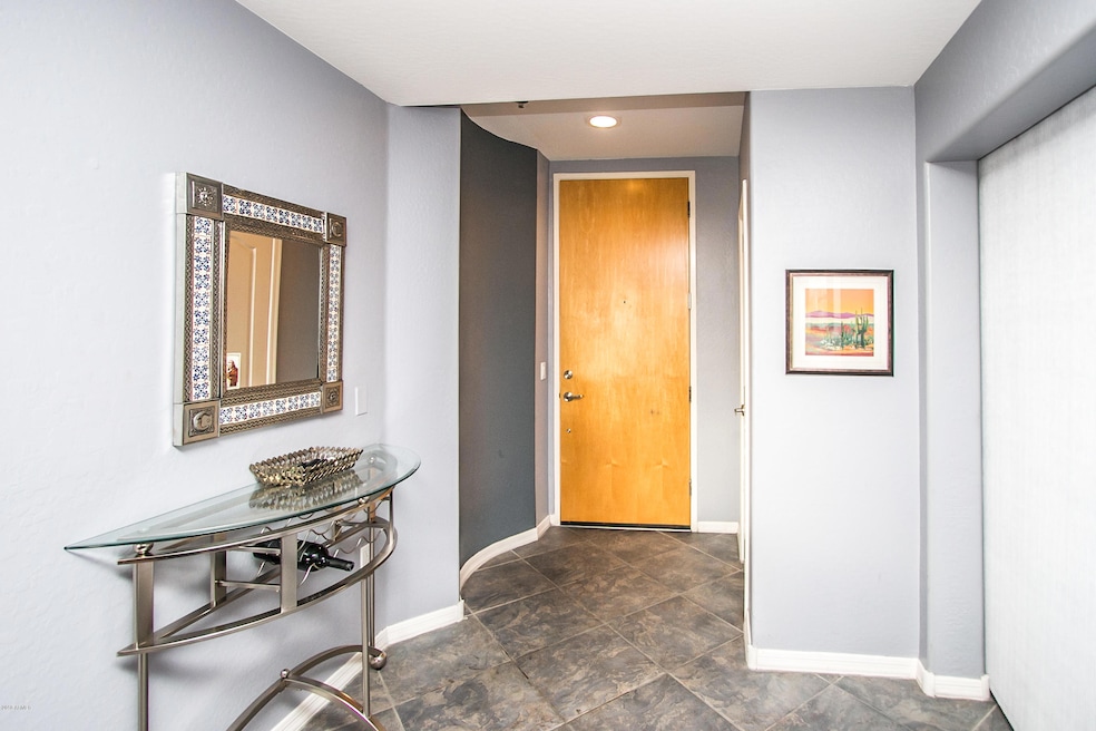 Den off Main Entry