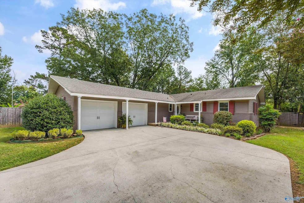 18 Sandra Ln, Athens, AL 35611 - photo 1