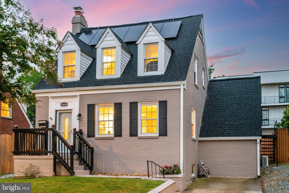 2410 21st Place NE, Washington, DC 20018 - photo 1